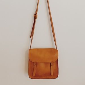 MADEWELL Watertower Messenger Leather Bag